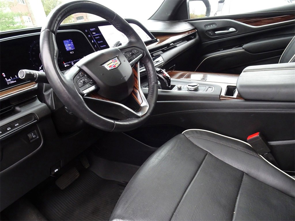 Certified 2022 Cadillac Escalade ESV Premium Luxury image 12