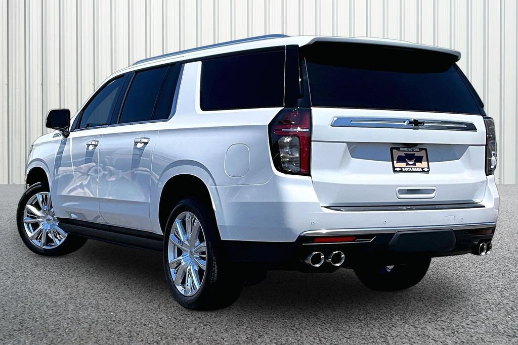 Used 2023 Chevrolet Suburban High Country w/ Premium Package AWD/4WD image 24