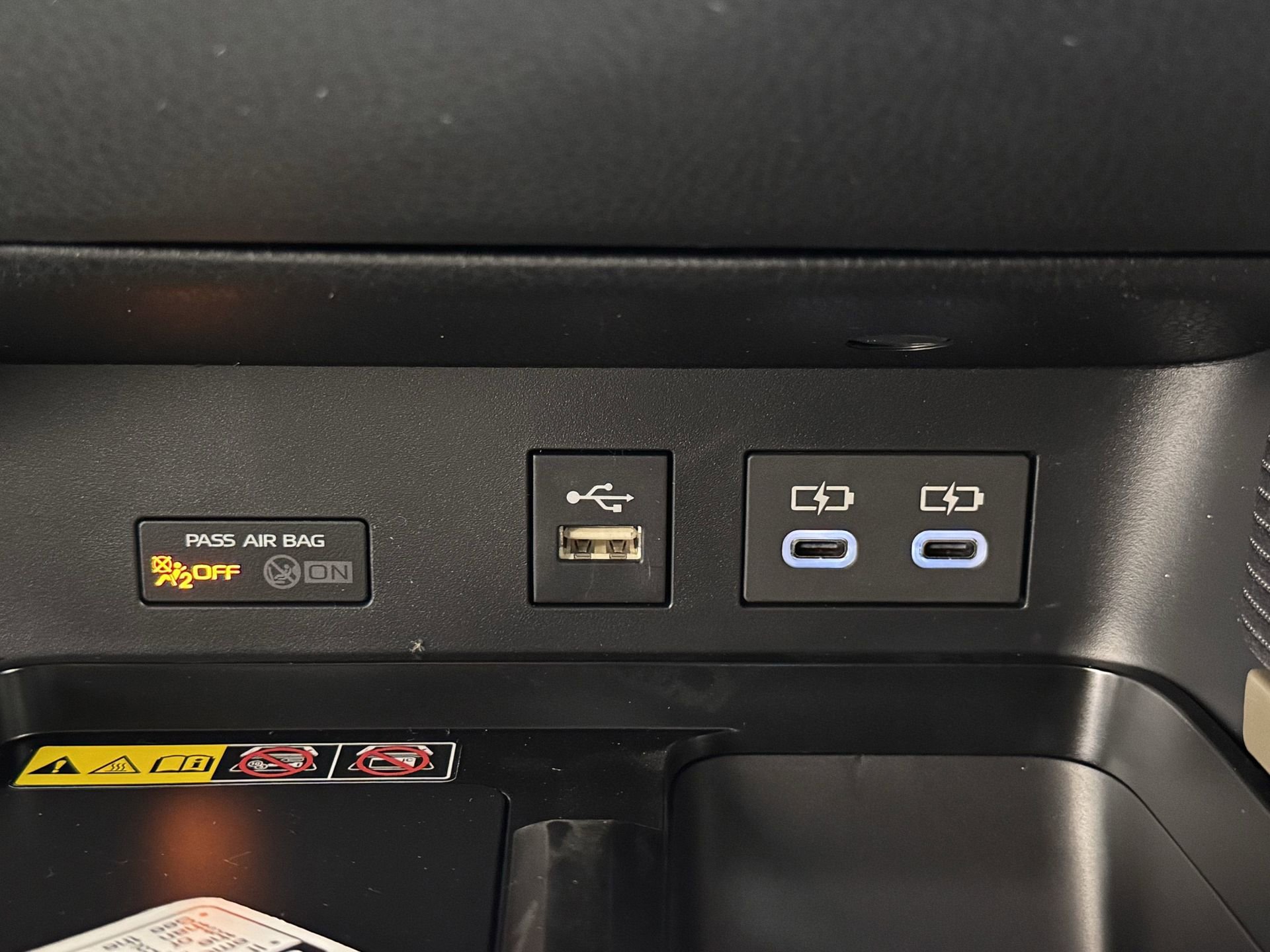 New 2026 Toyota Camry SE FWD image 3