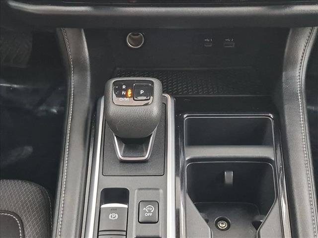 Used 2022 Nissan Pathfinder SV FWD image 12