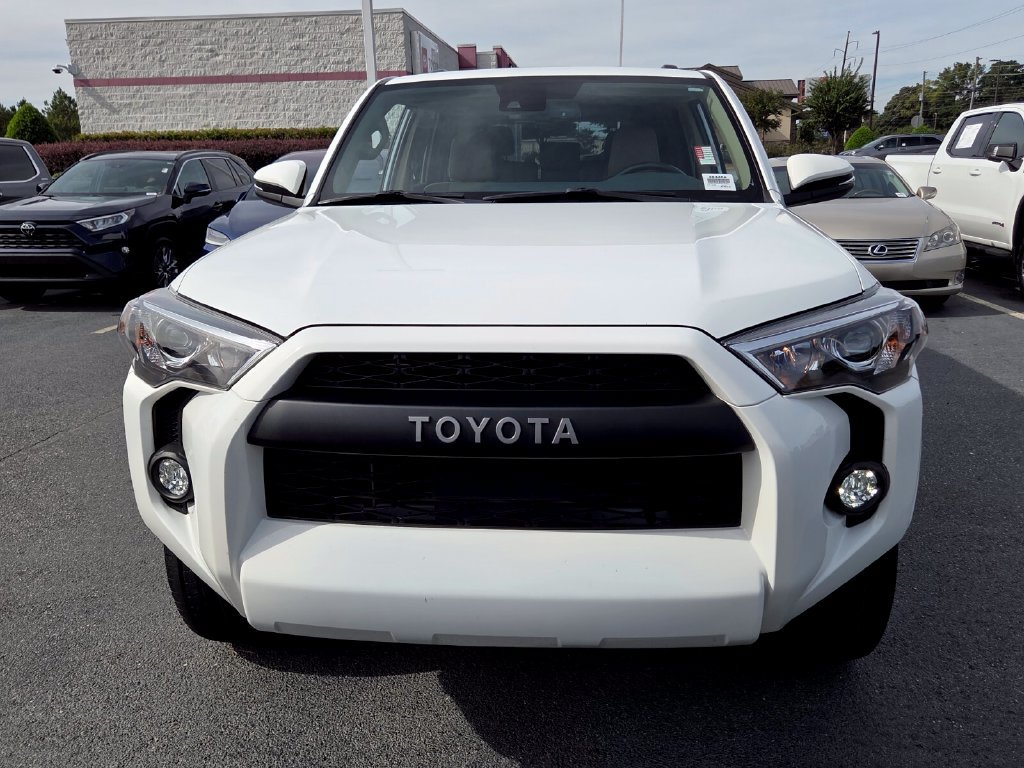 Used 2024 Toyota 4Runner SR5 Premium w/ Moonroof Package AWD/4WD image 2