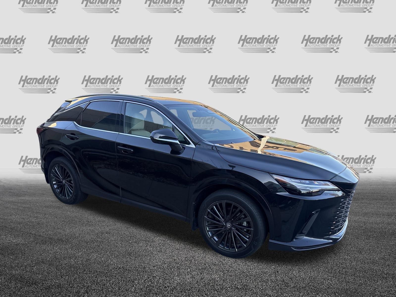 Used 2024 Lexus RX 350 Premium image 2