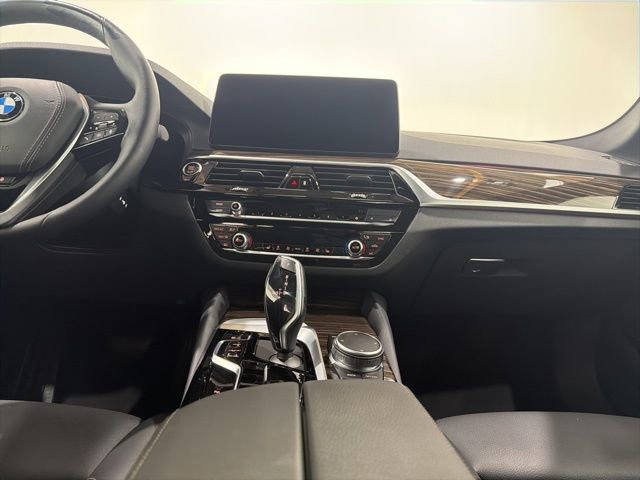 Certified 2023 BMW 530i xDrive w/ Premium Package image 35