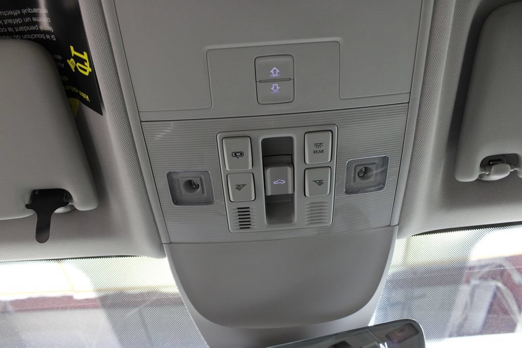 New 2026 Volkswagen Taos SEL AWD/4WD image 28