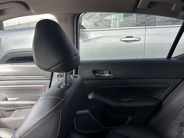 Used 2021 Nissan Altima 2.5 SR FWD image 13