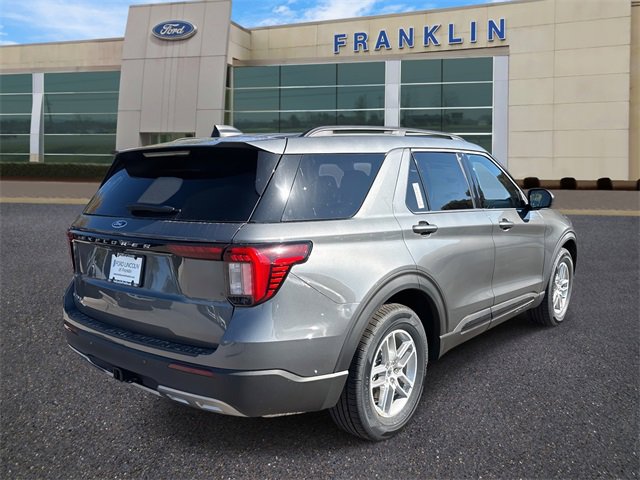 New 2026 Ford Explorer Active image 7