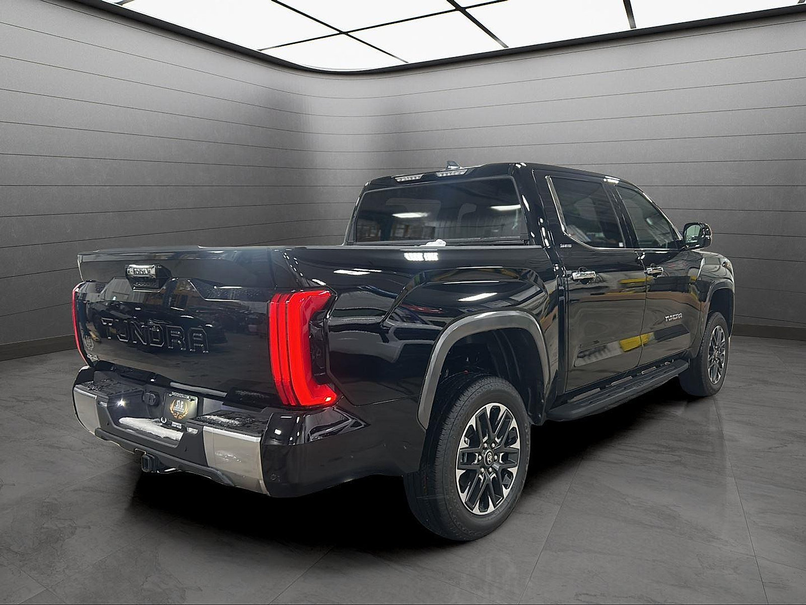 New 2026 Toyota Tundra Limited AWD/4WD image 27