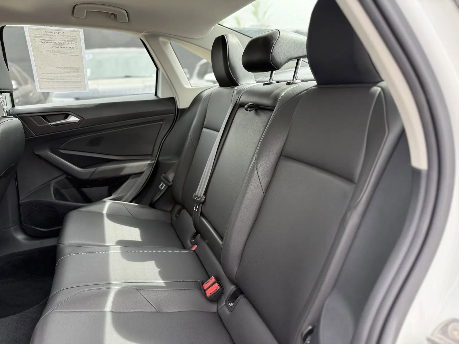 Used 2020 Volkswagen Jetta SE image 15