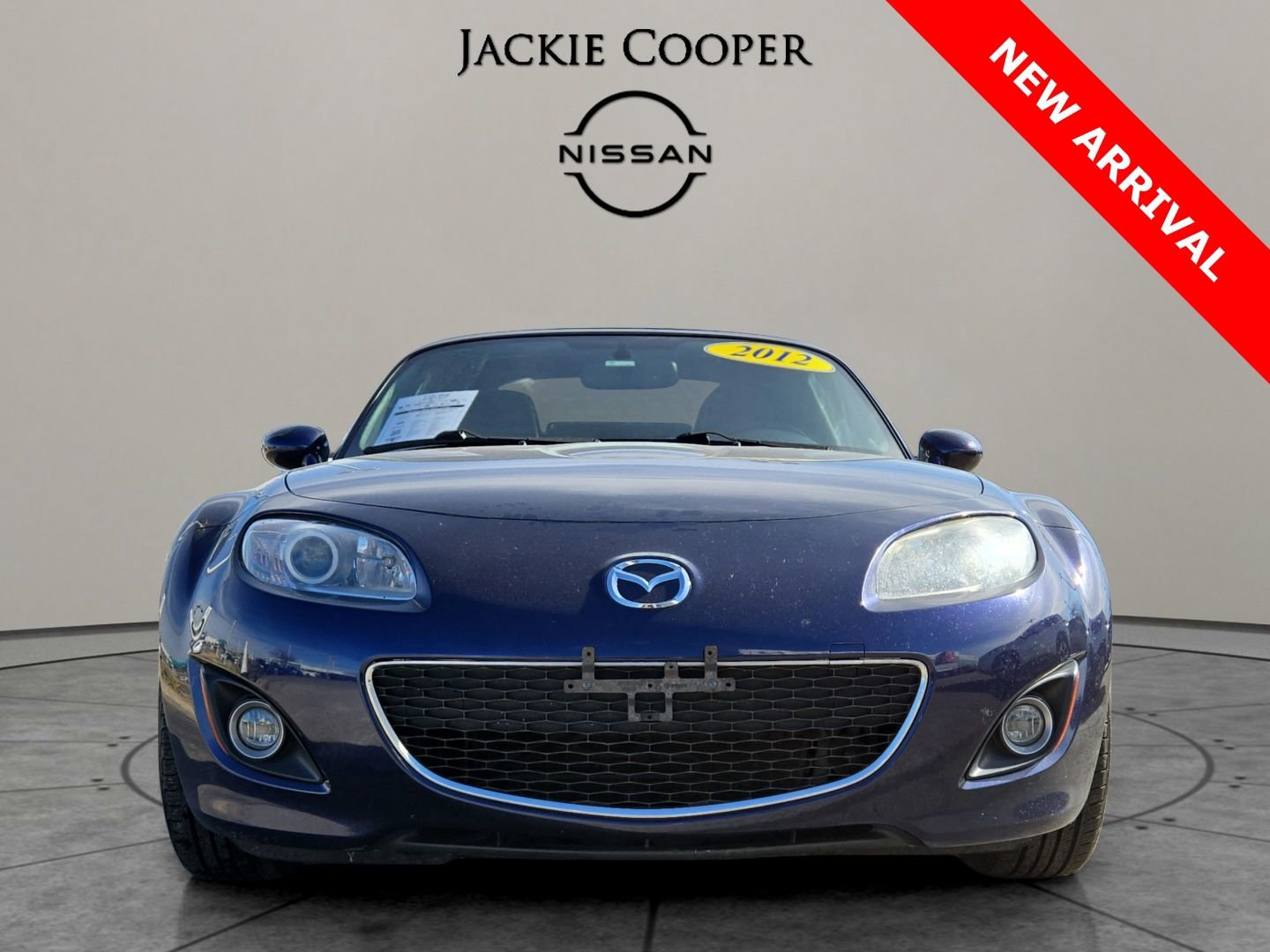 Used 2012 MAZDA MX-5 Miata Touring w/ Suspension Pkg image 8