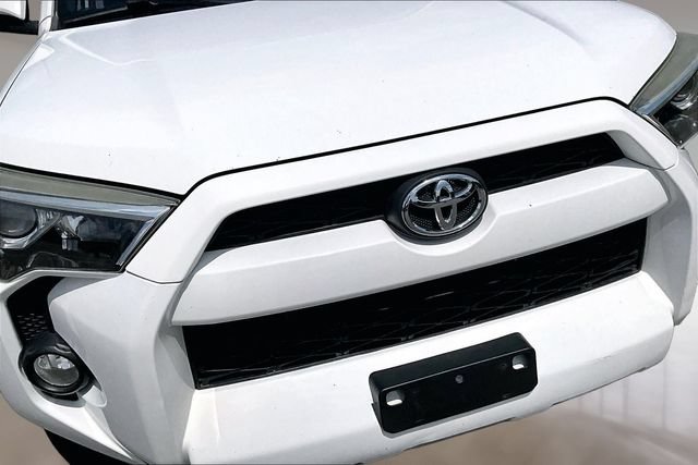 Used 2016 Toyota 4Runner 4WD image 28