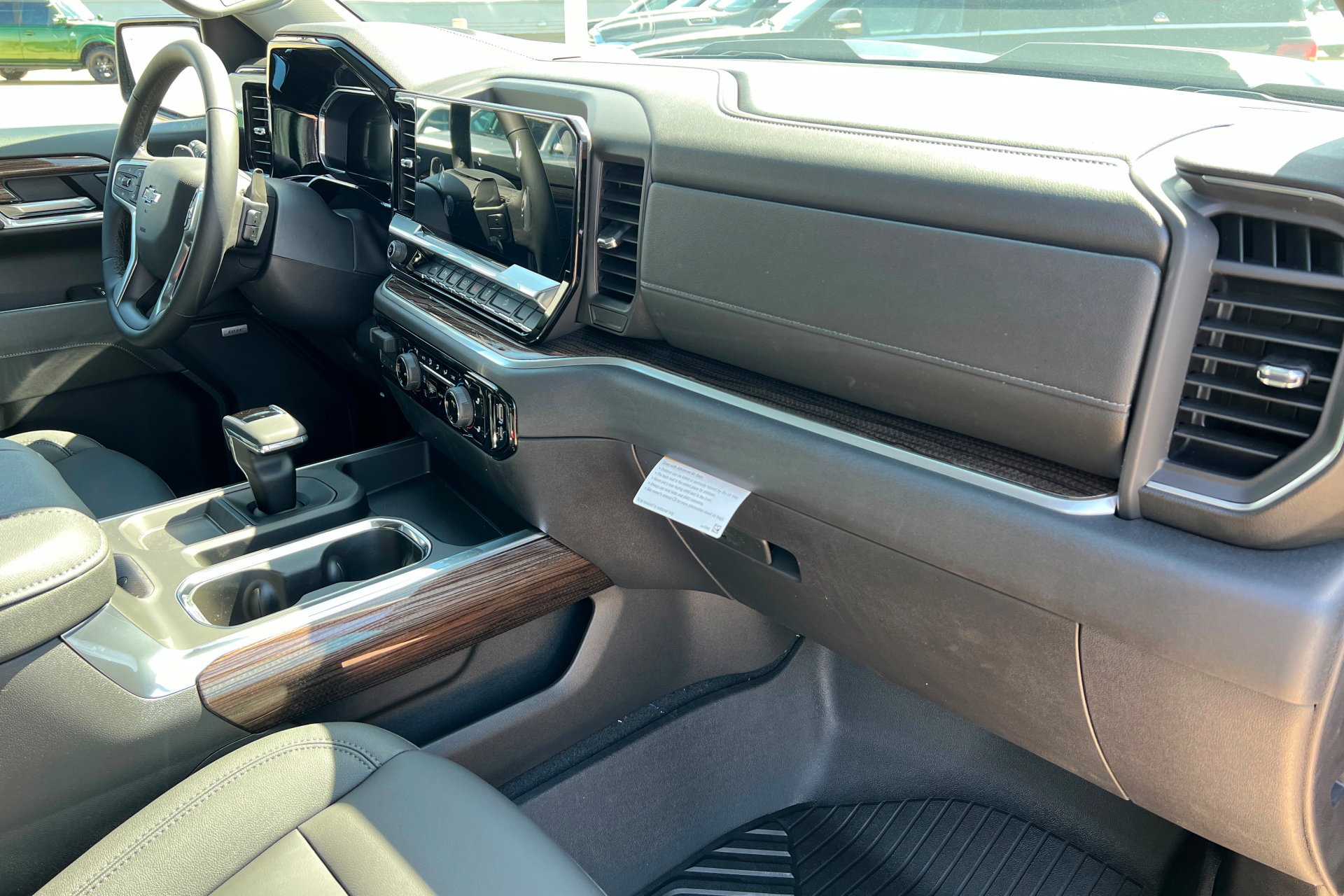 New 2026 Chevrolet Silverado 1500 LT Trail Boss AWD/4WD image 24