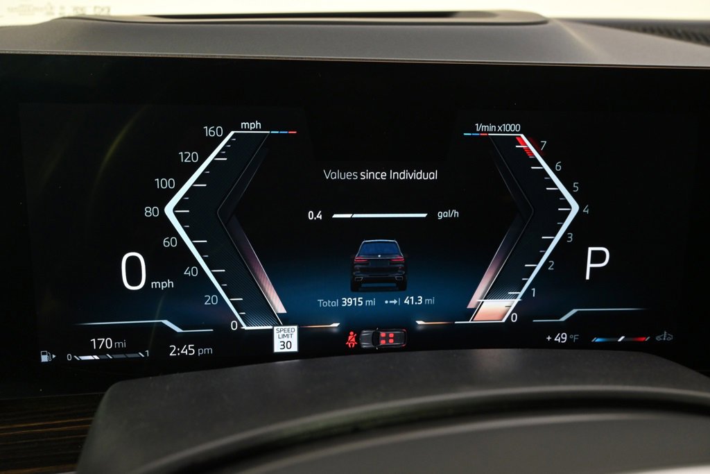 Used 2025 BMW X7 xDrive40i w/ M Sport Package image 24