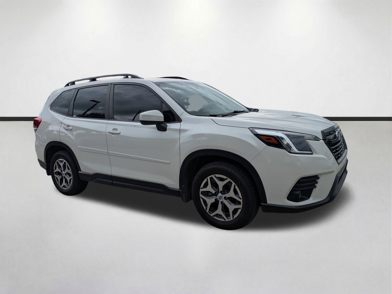 Used 2022 Subaru Forester Premium w/ Popular Package #1 AWD/4WD image 1