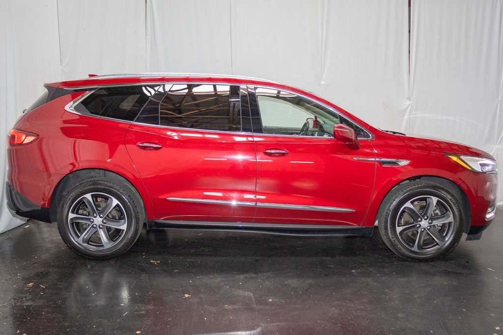 Used 2019 Buick Enclave Essence w/ LPO, Touring Package image 4