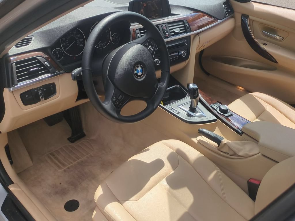 Used 2015 BMW 320i xDrive Sedan AWD/4WD image 13