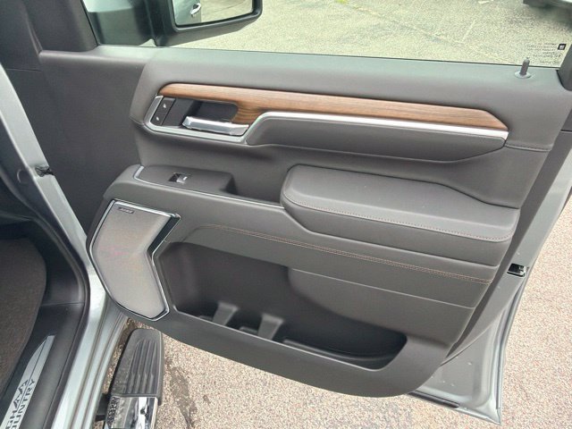 New 2026 Chevrolet Silverado 2500 High Country w/ LPO, Dark Essentials Package AWD/4WD image 41