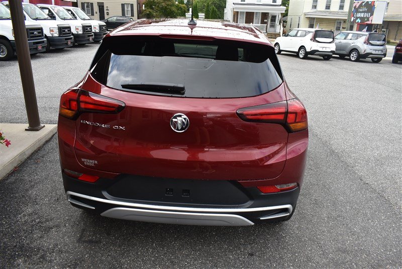 Used 2023 Buick Encore GX Preferred w/ Cold Weather Comfort Package FWD image 5