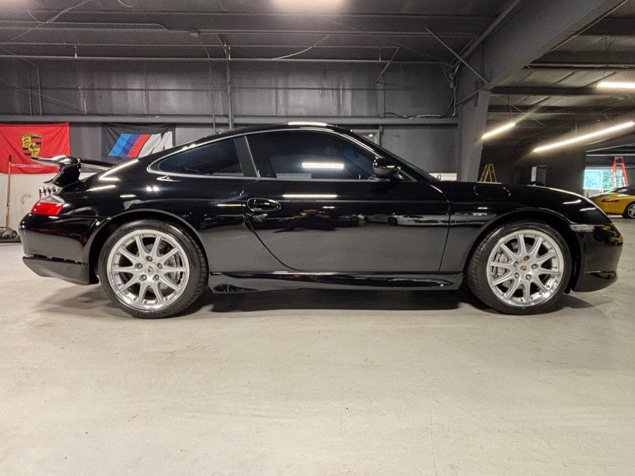 Used 2001 Porsche 911 Carrera 4 AWD/4WD image 8