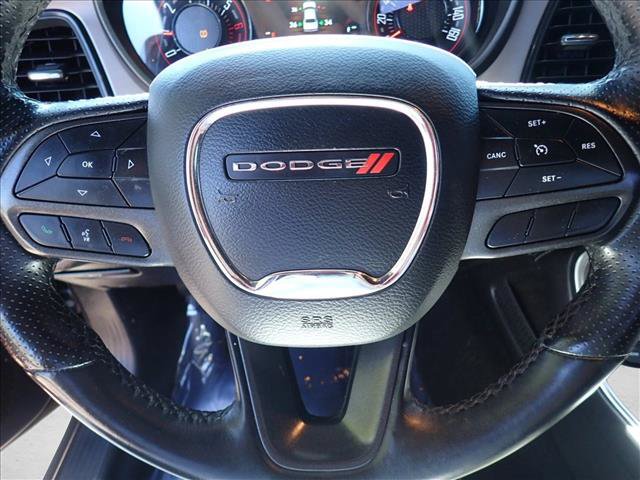 Used 2022 Dodge Challenger R/T w/ Driver Convenience Group RWD image 13