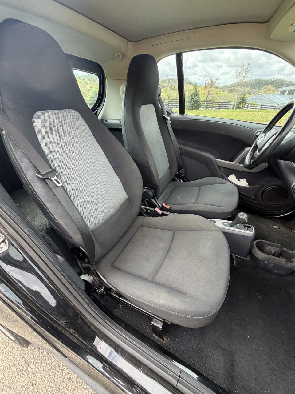 Used 2013 smart fortwo pure image 17