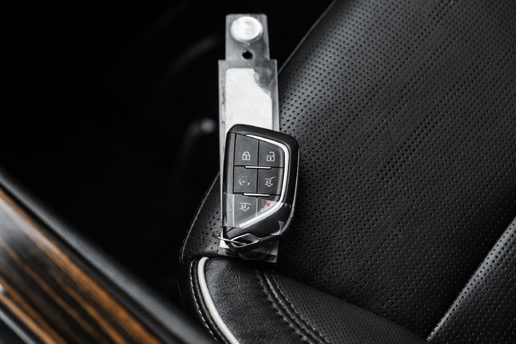 Used 2023 Cadillac Escalade ESV Premium Luxury RWD image 71