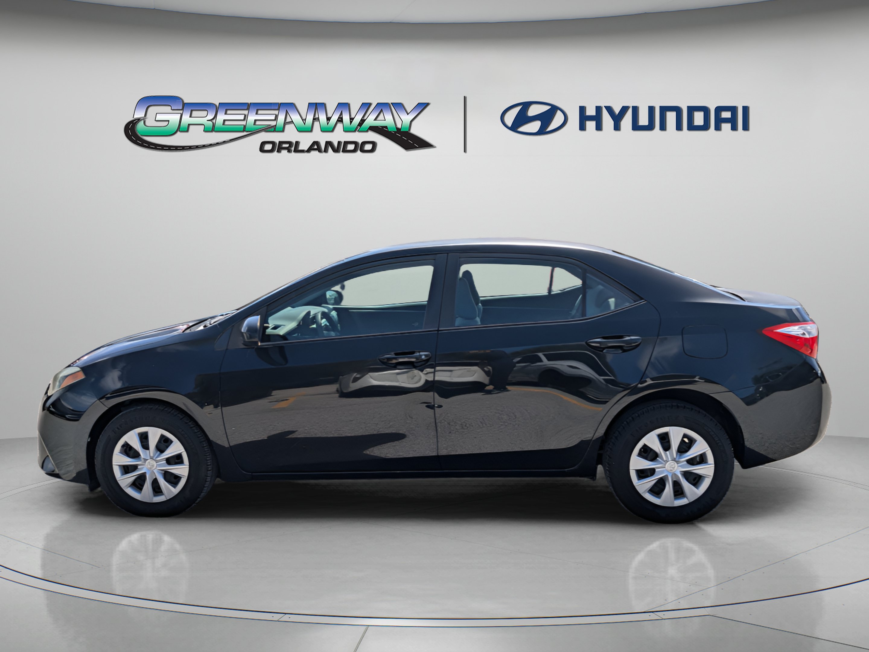 Used 2016 Toyota Corolla L FWD image 5
