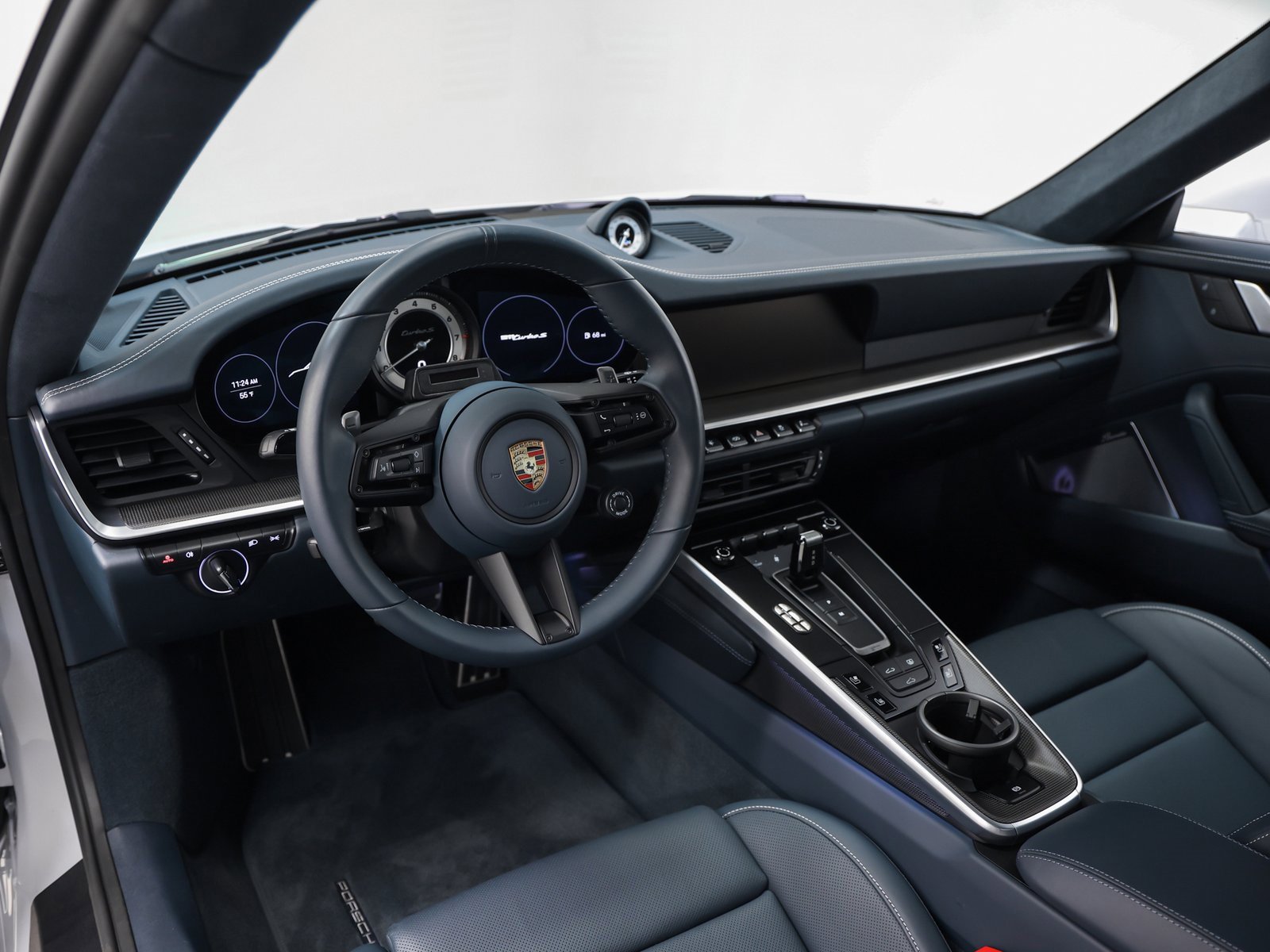 Certified 2025 Porsche 911 Turbo S image 4