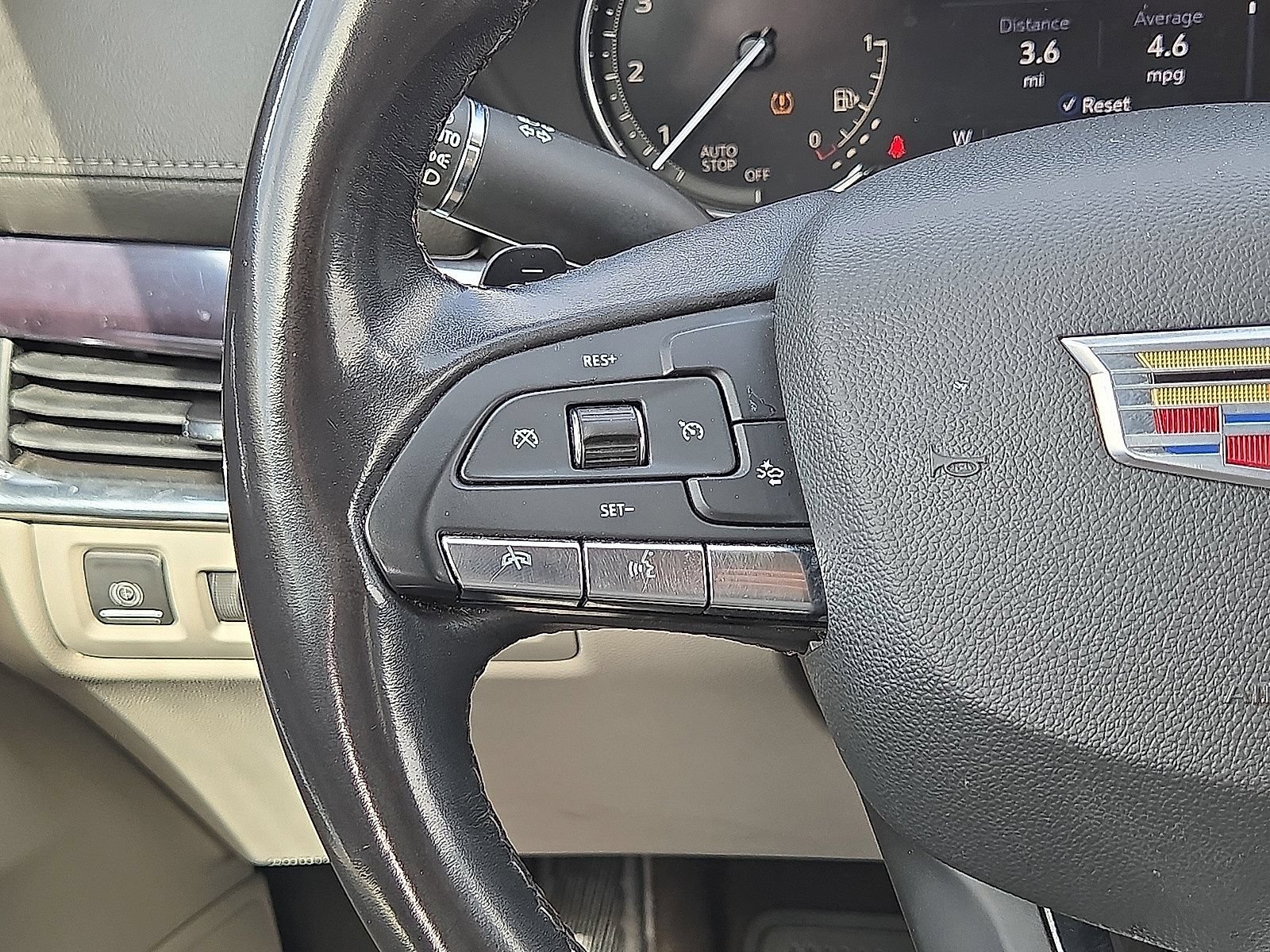 Used 2023 Cadillac XT4 Luxury FWD image 20