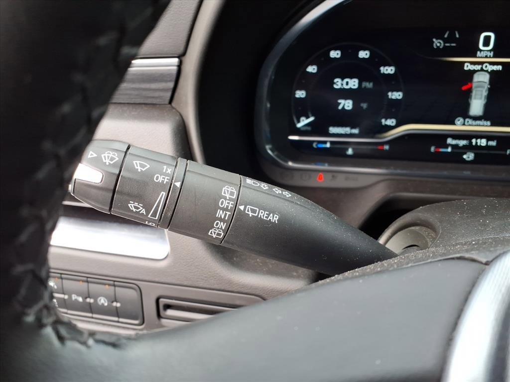 Used 2024 GMC Yukon SLT image 19