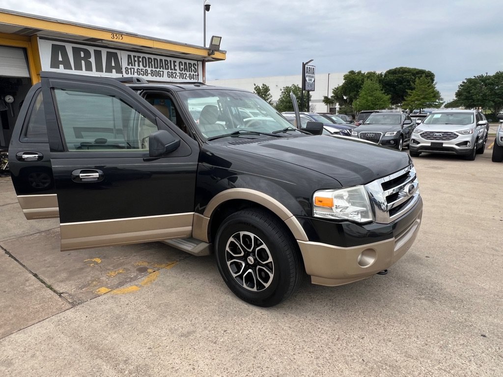 Used 2014 Ford Expedition EL XLT w/ Equipment Group 202A AWD/4WD image 7