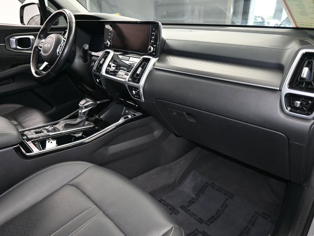 Used 2023 Kia Sorento SX image 50