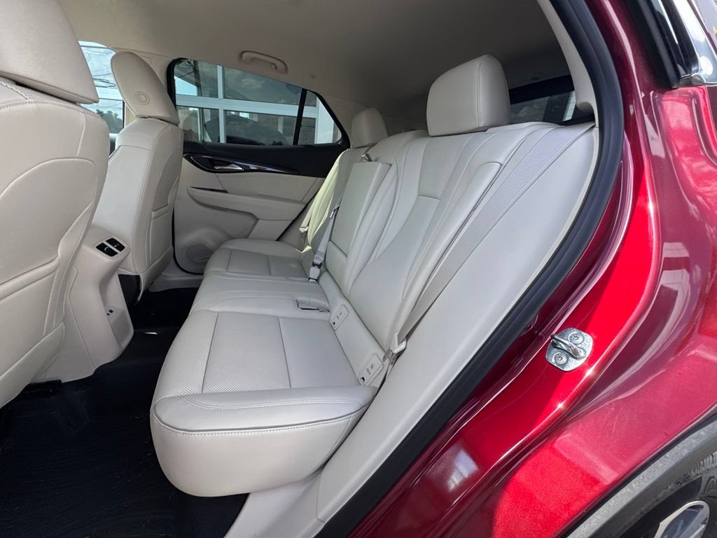 Used 2023 Buick Envision Essence AWD/4WD image 21