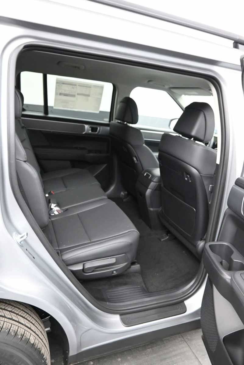 New 2026 Hyundai Santa Fe SEL AWD/4WD image 12