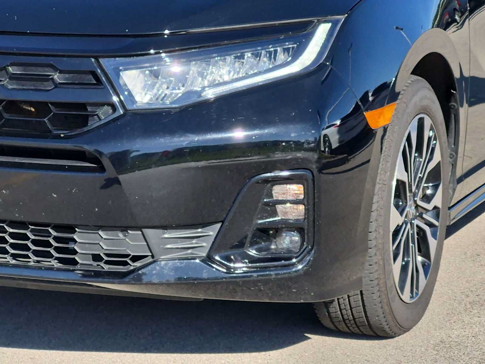 Certified 2025 Honda Odyssey Elite image 11