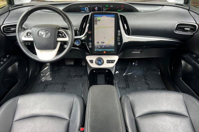 Certified 2017 Toyota Prius Prime Advanced w/ Carpet Mat Package FWD image 3