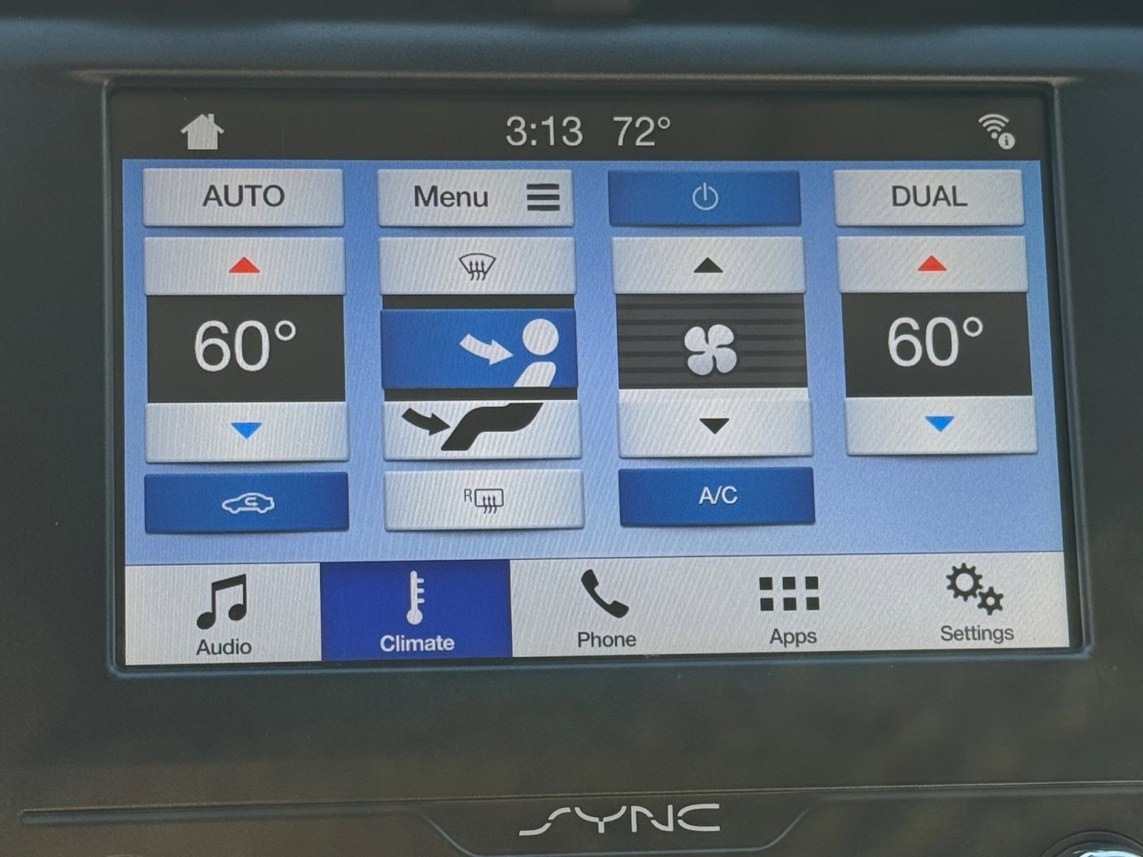 Used 2019 Ford Fusion SE image 22