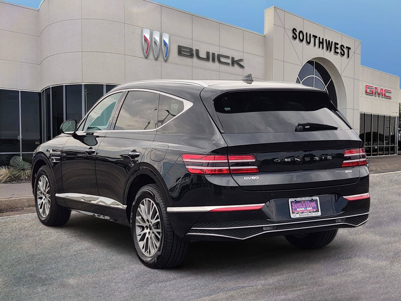 Used 2025 Genesis GV80 2.5T Standard AWD/4WD image 5