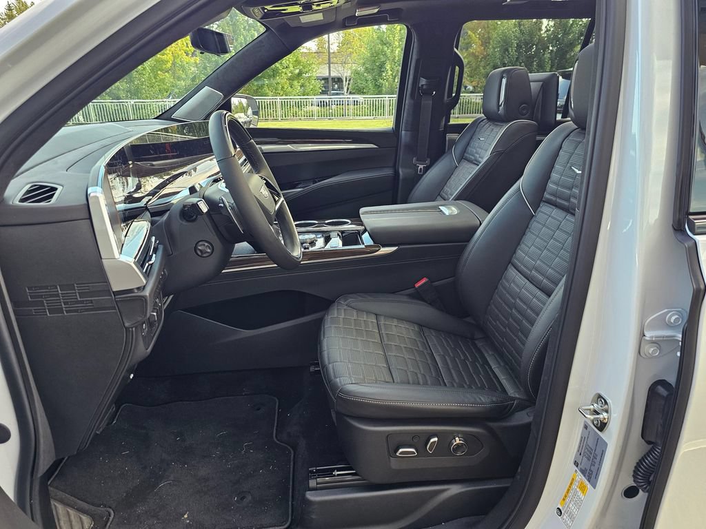 New 2026 Cadillac Escalade Platinum Sport AWD/4WD image 23