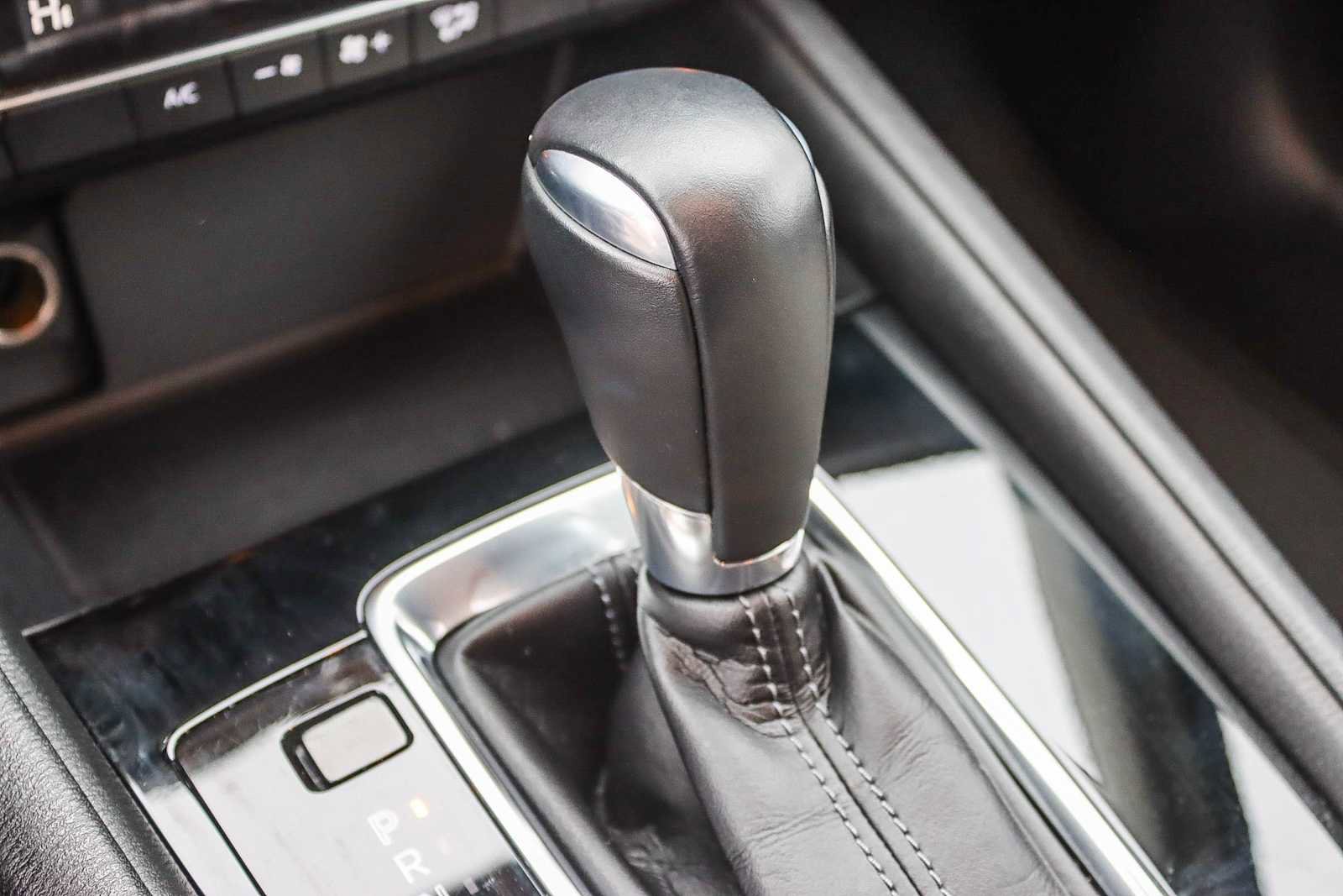 Used 2021 MAZDA CX-5 Touring w/ Touring Preferred SV Package image 18