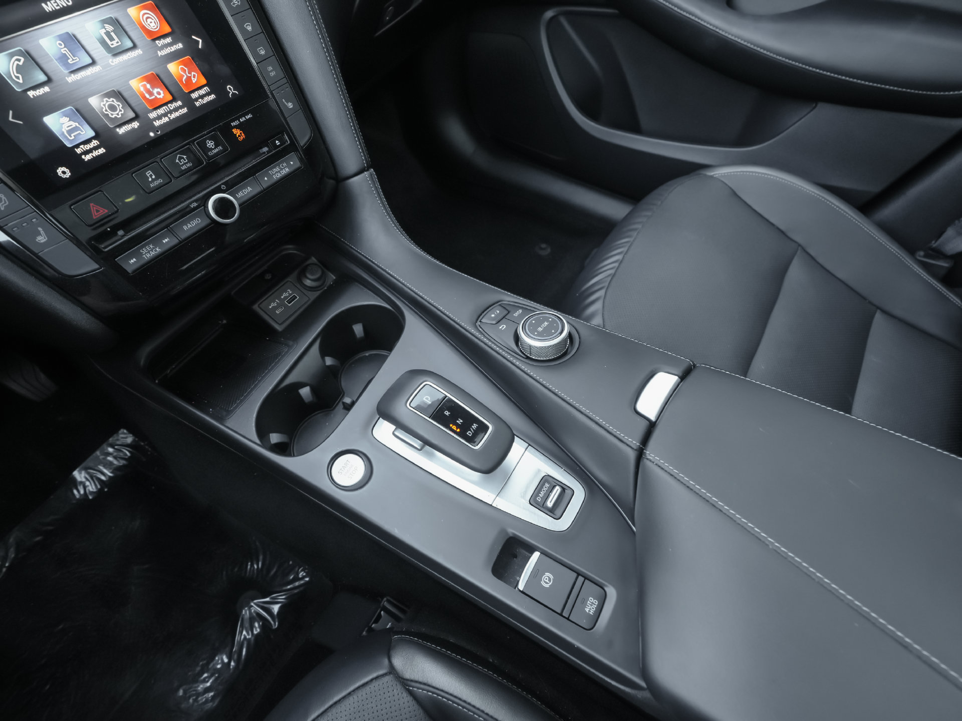Certified 2023 INFINITI QX50 Luxe FWD image 15