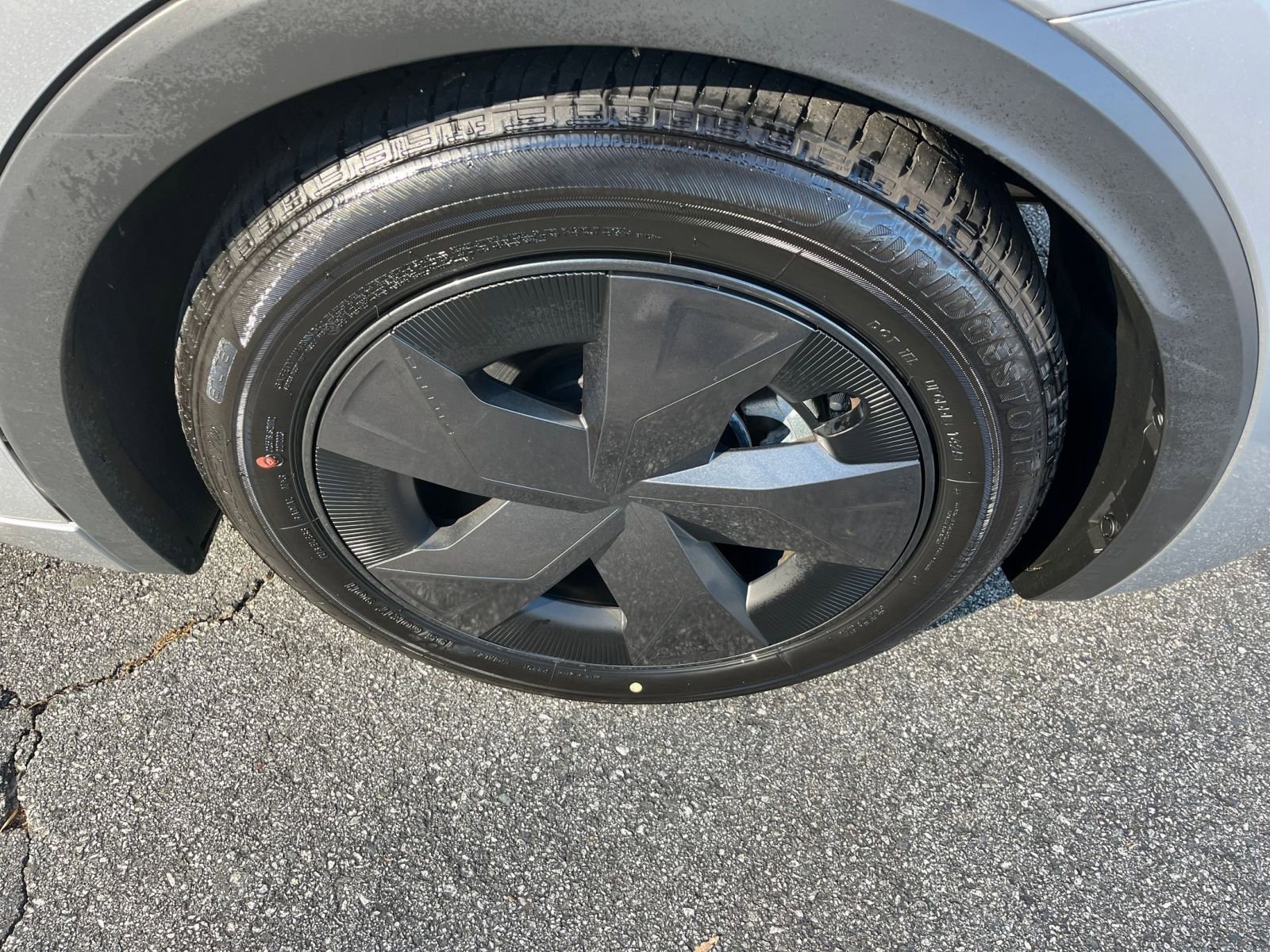 Used 2025 Toyota Prius LE image 23