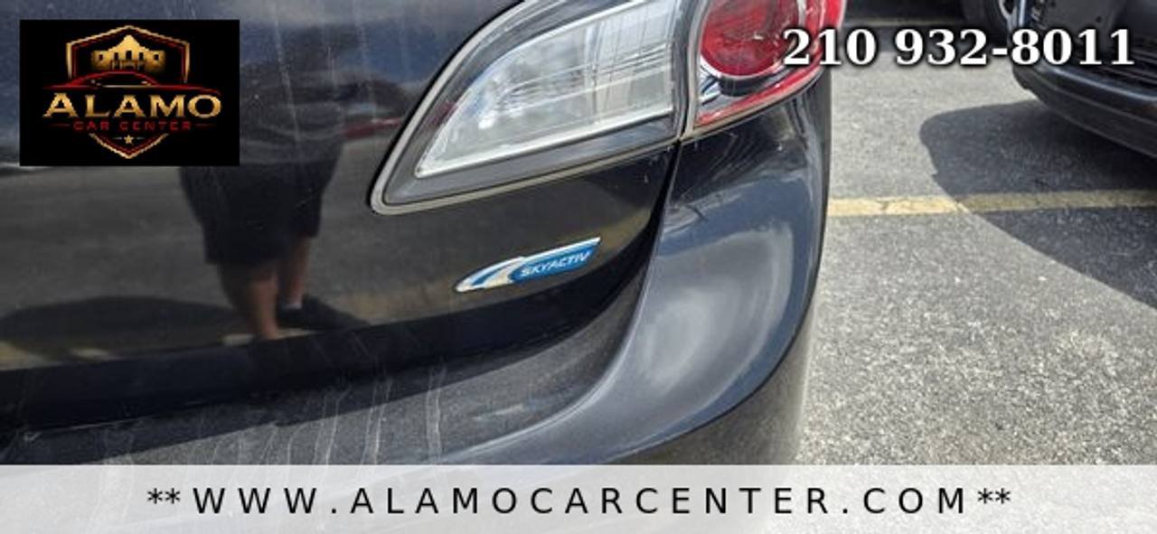 Used 2012 MAZDA MAZDA3 i Touring FWD image 12