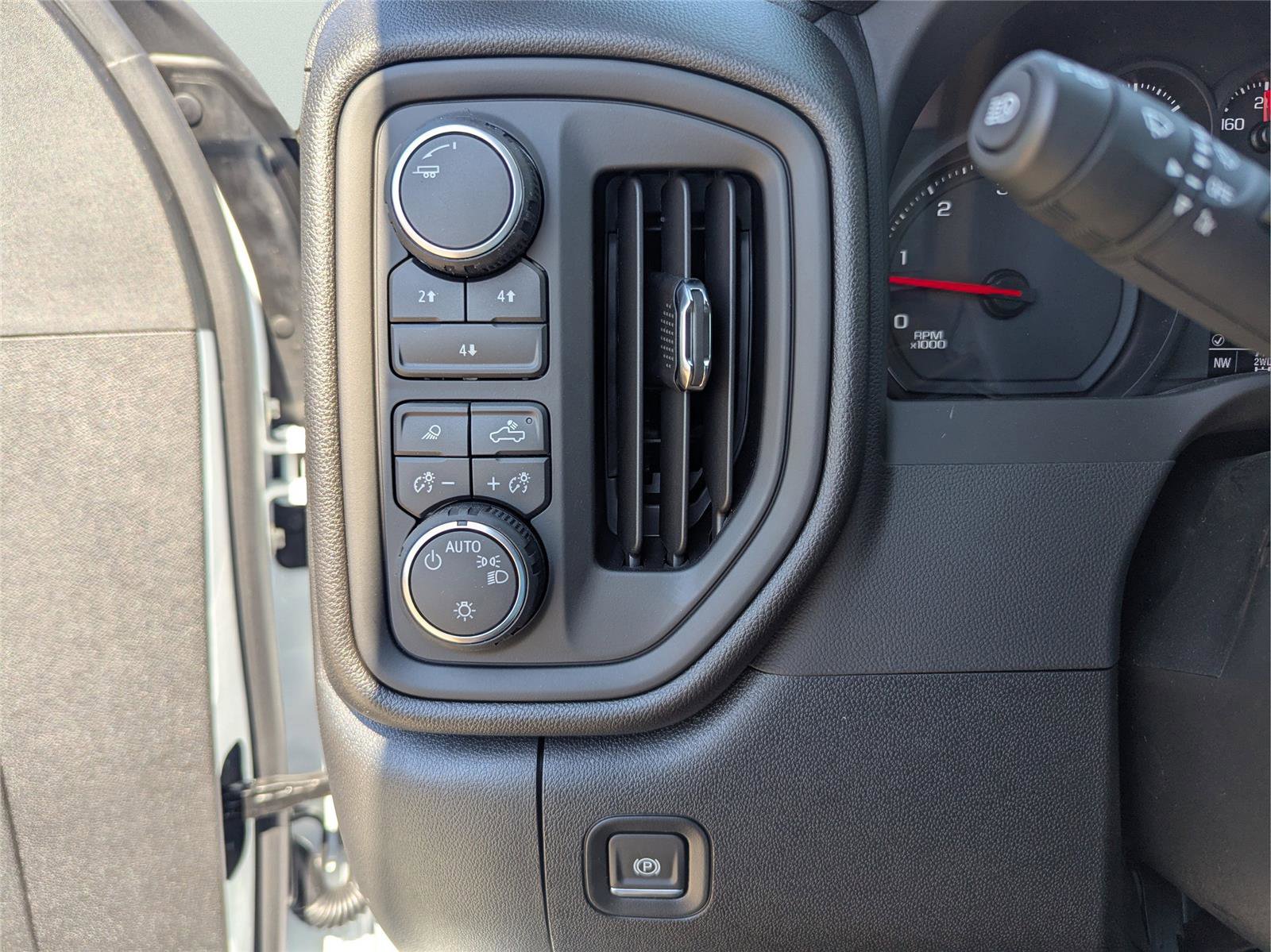 New 2026 Chevrolet Silverado 2500 Custom w/ Custom Value Package image 26