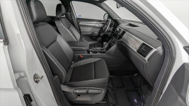 Used 2023 Volkswagen Atlas Cross Sport SE FWD image 23