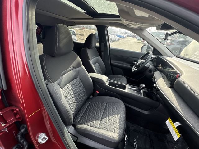 New 2026 Nissan Kicks SV w/ SV Premium Package AWD/4WD image 24
