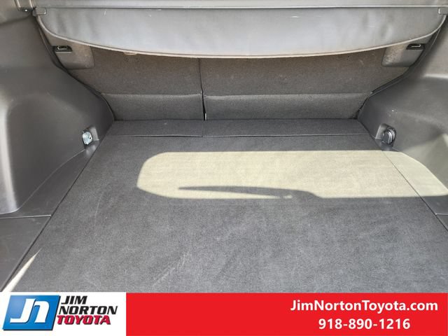 Used 2025 Toyota RAV4 XLE FWD image 31