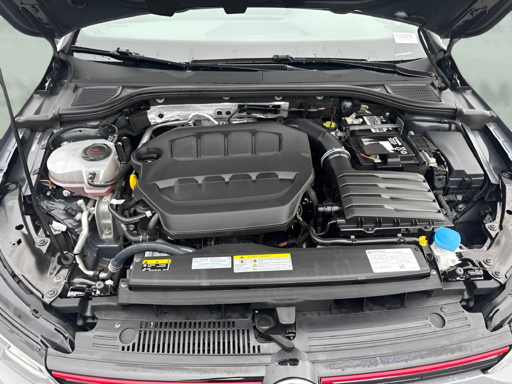 Used 2022 Volkswagen GTI SE FWD image 27