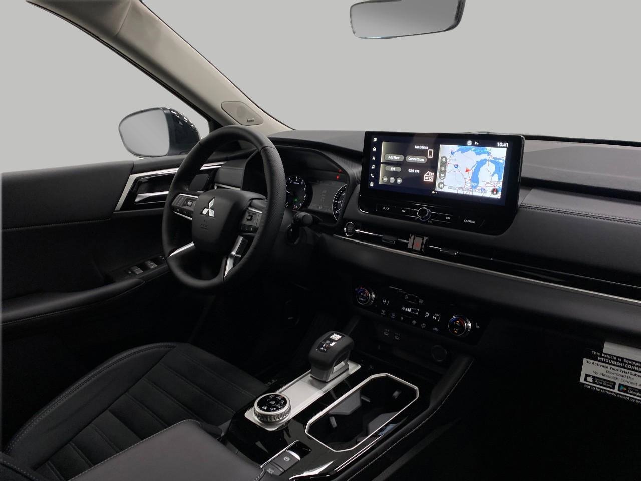 New 2026 Mitsubishi Outlander AWD image 18