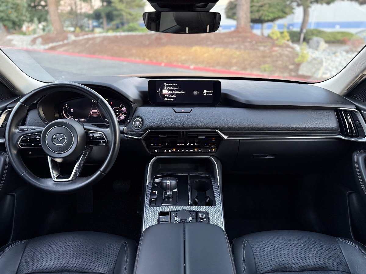Used 2024 MAZDA CX-90 Plug-In Hybrid w/ Preferred AWD/4WD image 25