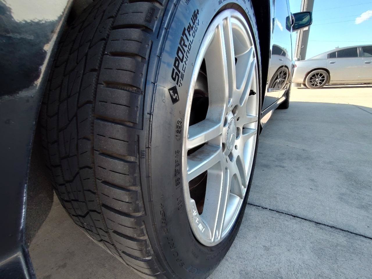 Used 2010 Mercedes-Benz C 300 Sedan image 10
